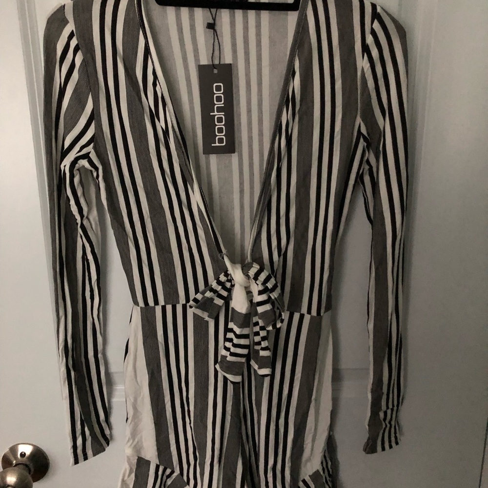 NWT Boohoo romper